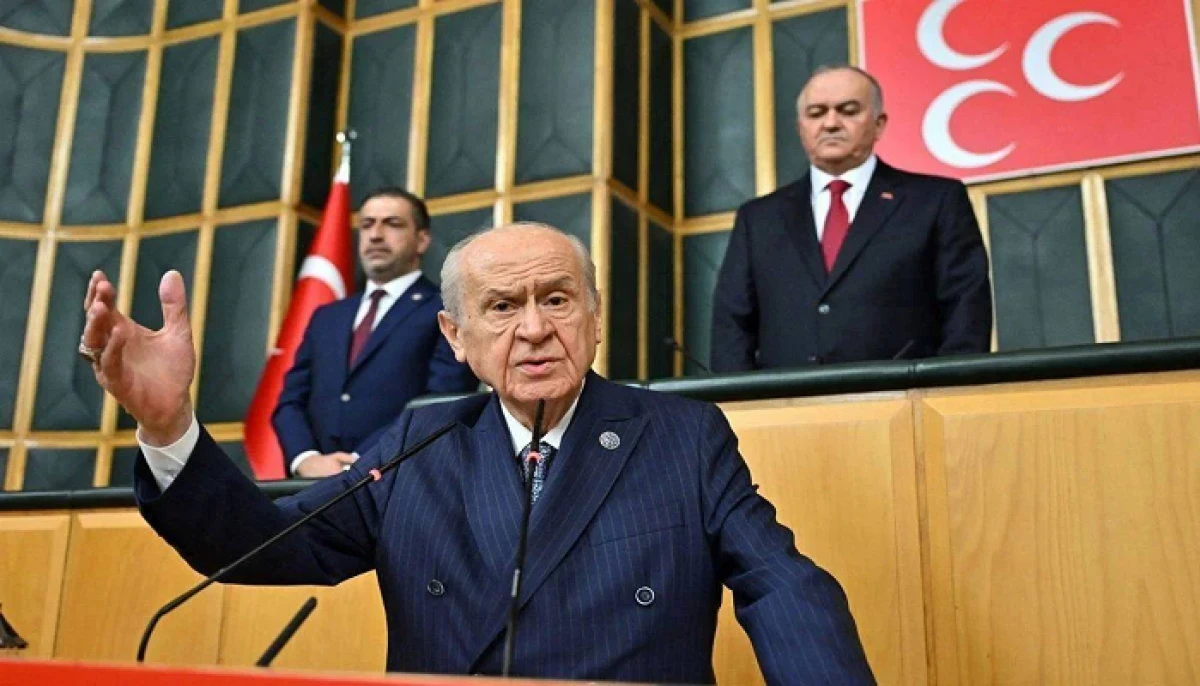 Bahçeli: Türkiye Hukuki Davalardan Süratle Kurtulmalı.