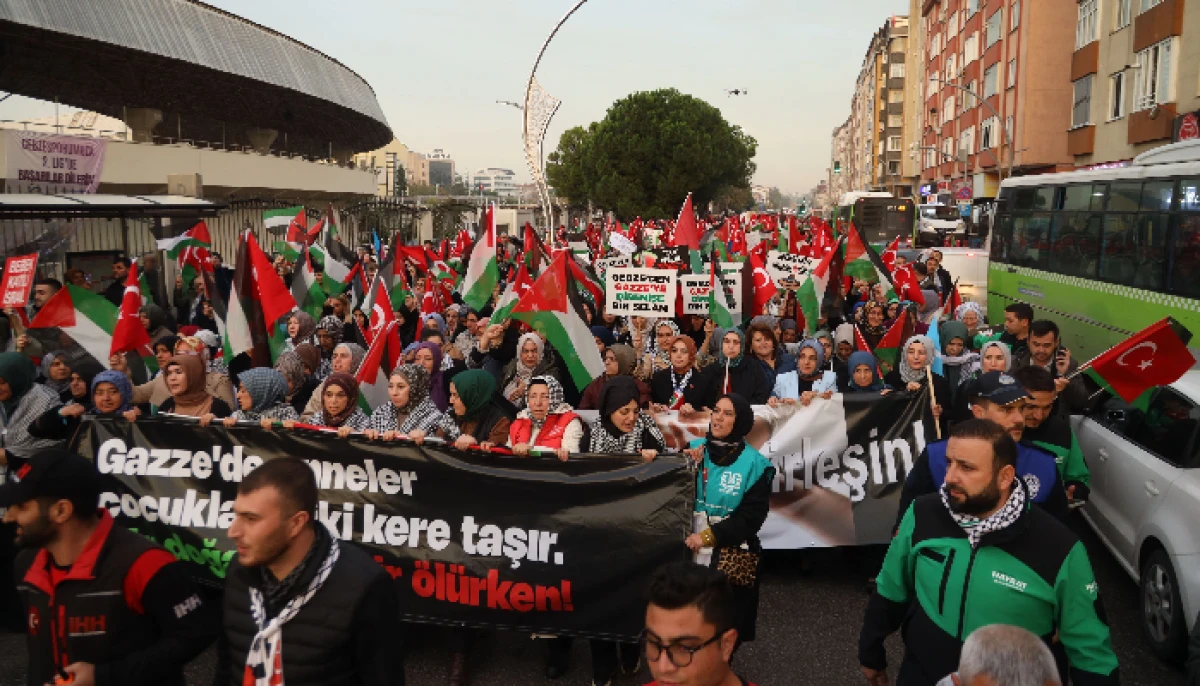 BAŞKAN BIYIK: ‘BİZİM KALBİMİZ GAZZE’DE ATIYOR’