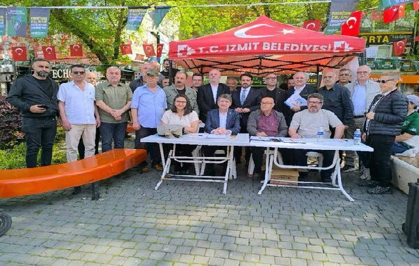 CHP İzmit Emek Komisyonu Bir Günde 1500 İmza Topladı