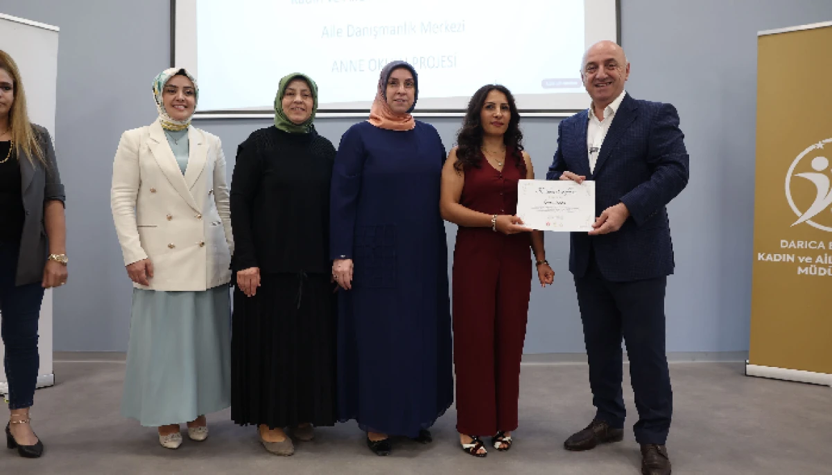 Darıca Belediyesi Anne Okulu’ İlk Mezunlarını Verdi.