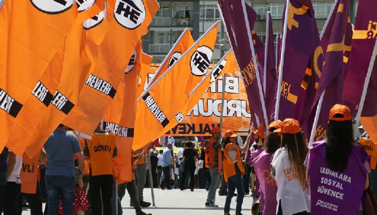 Halkevleri: “İsyanın Geliştiği Zeminde Örgütleneceğiz!”