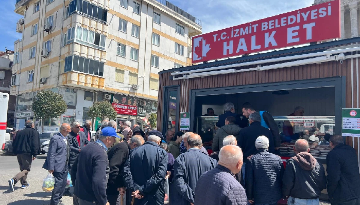 İZMİT HALK ET MOBİL’İN İLK DURAĞI DARICA OLDU!