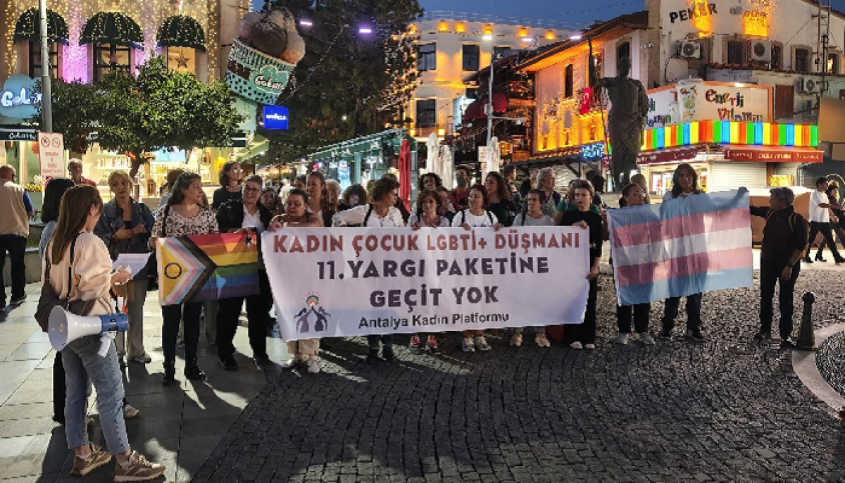 Kadın Platformu: Yurttaşa Düşman 11. Yargı Paketine Karşıyız.