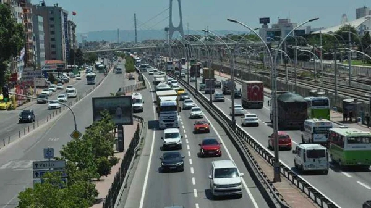 Kocaeli’de Kamyon, Çekici Ve Tanker Cinsi Araçlara Trafik Yasağı