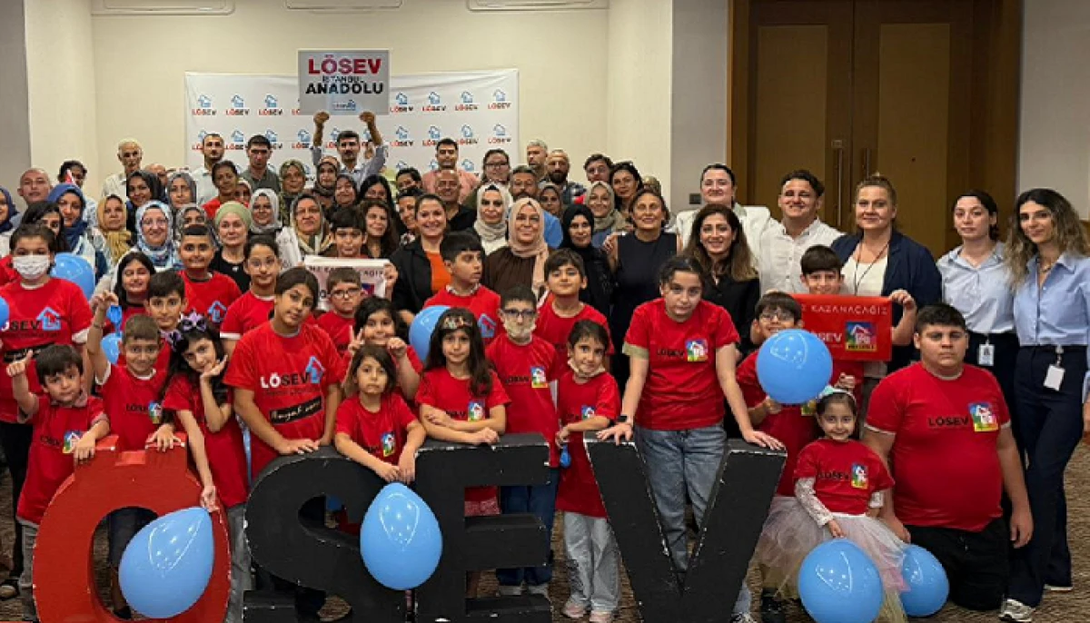 LÖSEV İSTANBUL ANADOLU YAKASI’NDA AİLELERİYLE BİR ARAYA GELDİ.