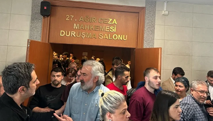 Mahkeme 49 Gencin Duruşmasını 24 Ekim'e Erteledi.