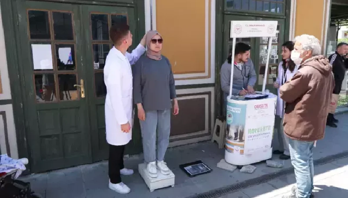 Sağlık Bakanlığı Obezite İle Mücadele Projesi Meydanlardan Başladı!