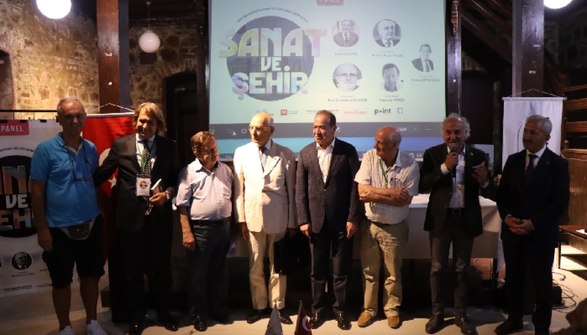 Sanatın Kent Dokusundaki Yeri İzmit’te Konuşuldu.